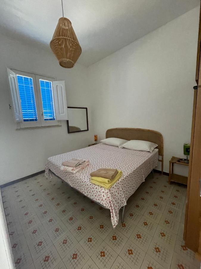 Lovely 2 Bedroom Rental Unit,Patio And Close Beach San Pietro in Bevagna Eksteriør billede